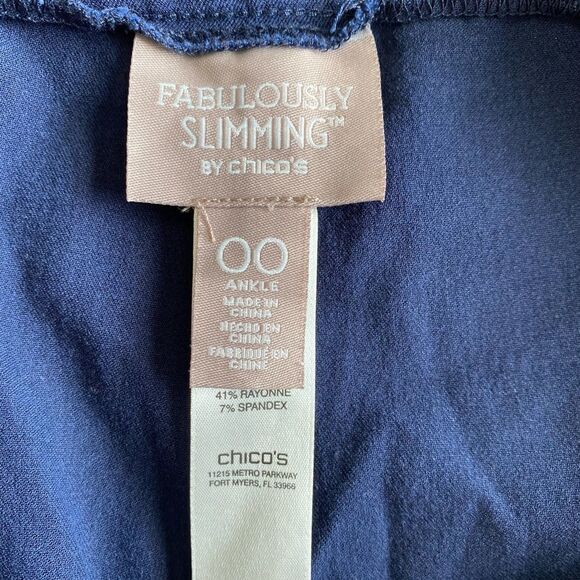 Chicos fabulously slimming women’s blue Capri pants/stretch/shaping s/2 - Picture 4 of 4